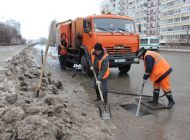 На семи улицах Ульяновска ведётся очистка ливнёвок