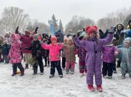 В ульяновском парке «Семья» открылся каток и новогодняя елка